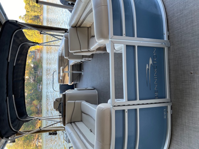 "Blue Benny" pontoon